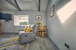 Dorian Grey Cottage image 11