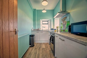 Dorian Grey Cottage image 9