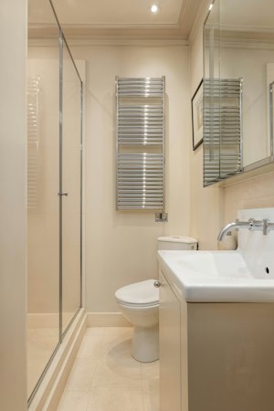 Elegant Avenue Living image 6