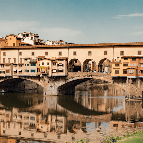 Walk to iconic sights like nearby Ponte Vecchio