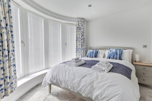 Puffin Bay image 3