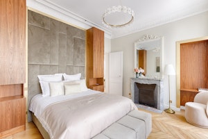 Marble & Blush image 8