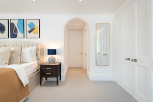 Chelsea Shine image 2