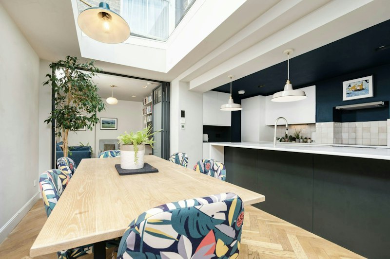 Dalston Deluxe additional image
