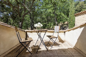 Rustic Jewel image 3