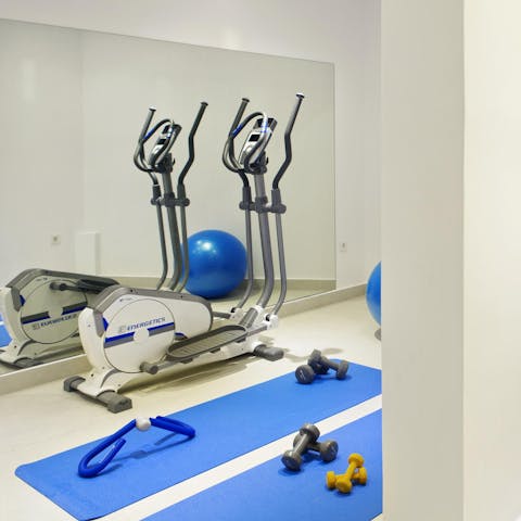 Start your day with a quick workout in the on-site gym