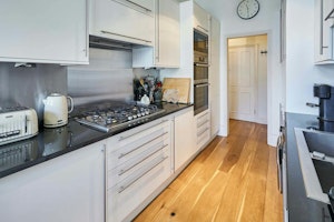 Brunswick Blue image 9
