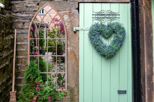 Summer Wine image 9