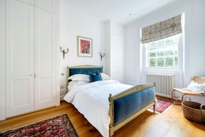 The Islington Rose image 3