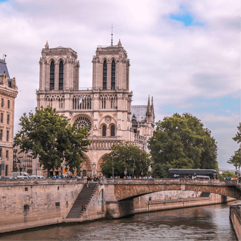 Take your pick from the blockbuster sights – Notre Dame is just a stroll away