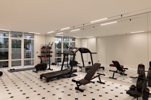 Parisian Secrets image 11