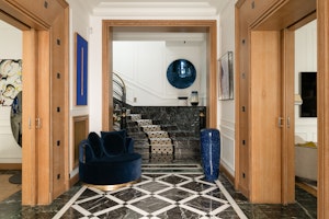 Parisian Secrets image 7