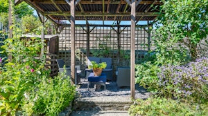 Tideswell Cottage image 8