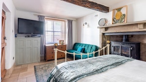 Tideswell Cottage image 5