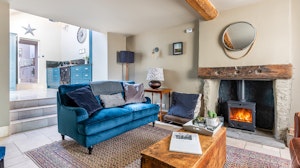 Tideswell Cottage image 1