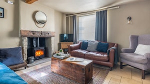 Tideswell Cottage image 3
