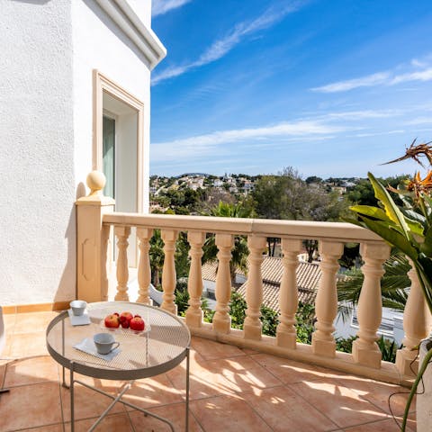 Enjoy mornings admiring the Costa Blanca views from the balcony 