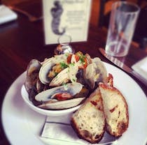 Scoff oysters at Mermaid Inn