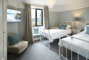 The Lakeland House image 6