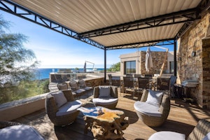 Golden Coastline Retreat image 14