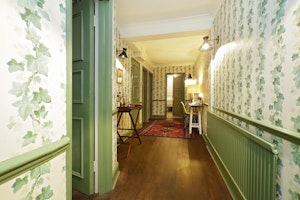 London Melody image 4