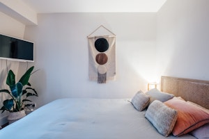 Bohemian Retreat image 13