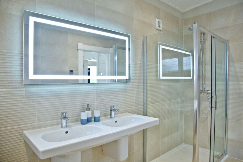 Everyday Luxuries additional image
