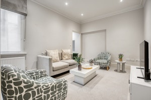 Grosvenor Galore image 1