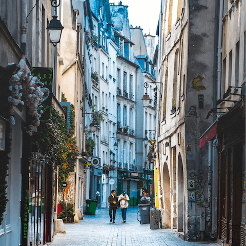 Stay in the heart of Le Marais amidst cobbled streets, cute cafes and independent boutiques 