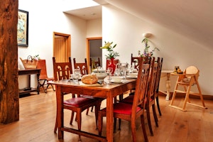Colourful Kingham image 5