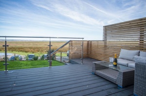 Bay Retreat image 7