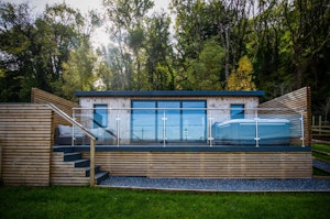 Bay Retreat image 2