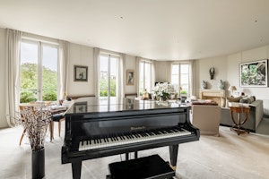 Parisian Grandeur image 12