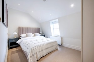 Mews Retreat image 4