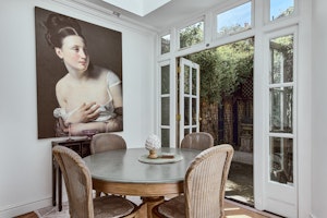 Elegant Kensington image 1