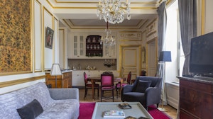 Marais Royalty image 2