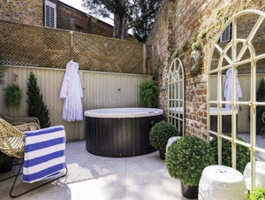 The Palm Retreat image 8