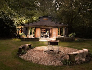 The Oak Cabin image 1