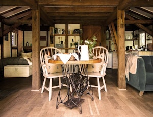The Oak Cabin image 4