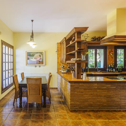 Make use of the wonderful kitchen to cook up something special, which can either be enjoyed in this more low-key in-kitchen diner or in one of the elegant dining areas both inside and out