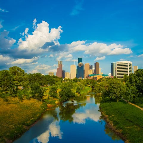 Explore all of Houston from your walkable base in Midtown