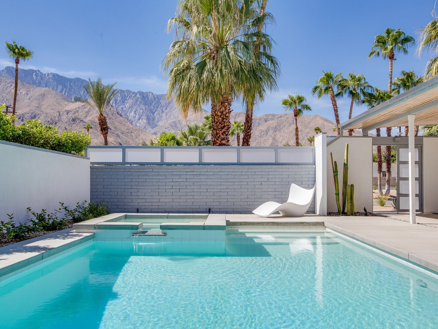 The Meiselman, Palm Springs, California | Plum Guide