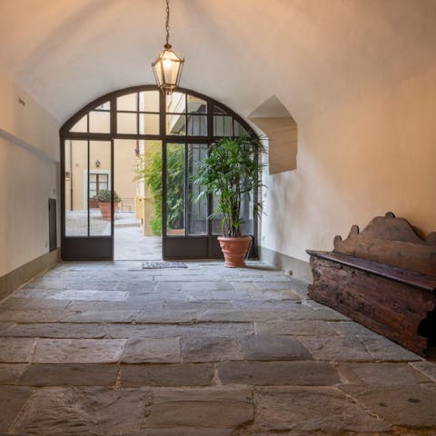 Walk in the steps of the Medici at this restored palazzo abode