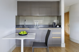 Bentinck Penthouse Studio image 6