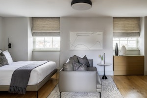 Bentinck Penthouse Studio image 1