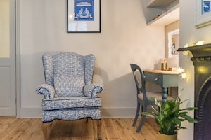 The Artist's Abode image 15