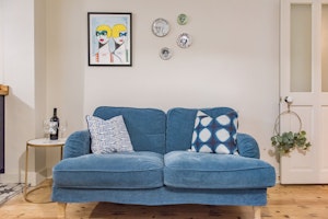 The Artist's Abode image 10
