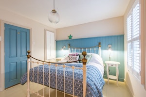 The Artist's Abode image 3