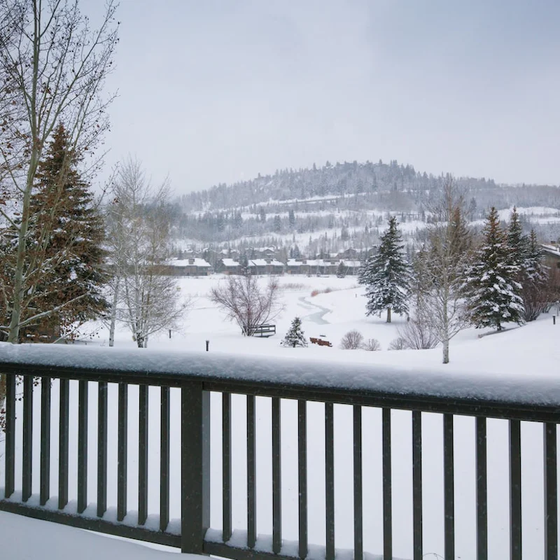 Enjoy stunning mountain views all year round