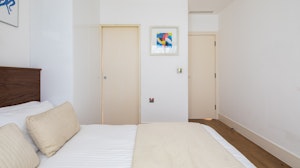 Kensington Mews image 5